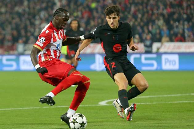 Pau Cubarsí Estrella Roja Barça / Foto: EFE Pau Cubarsí Estrella Roja Barça / Foto: EFE
