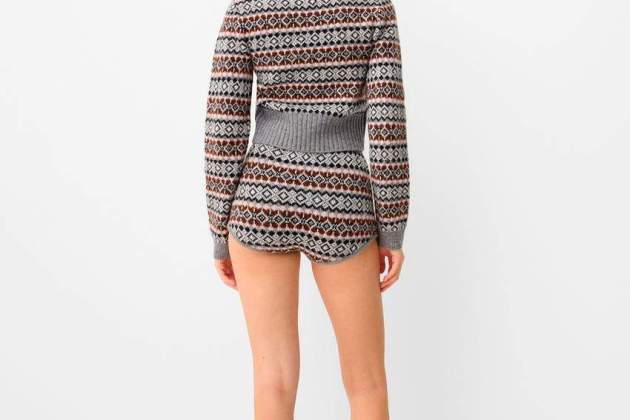 Jersey cuello alto jacquard Jersey cuello alto jacquard
