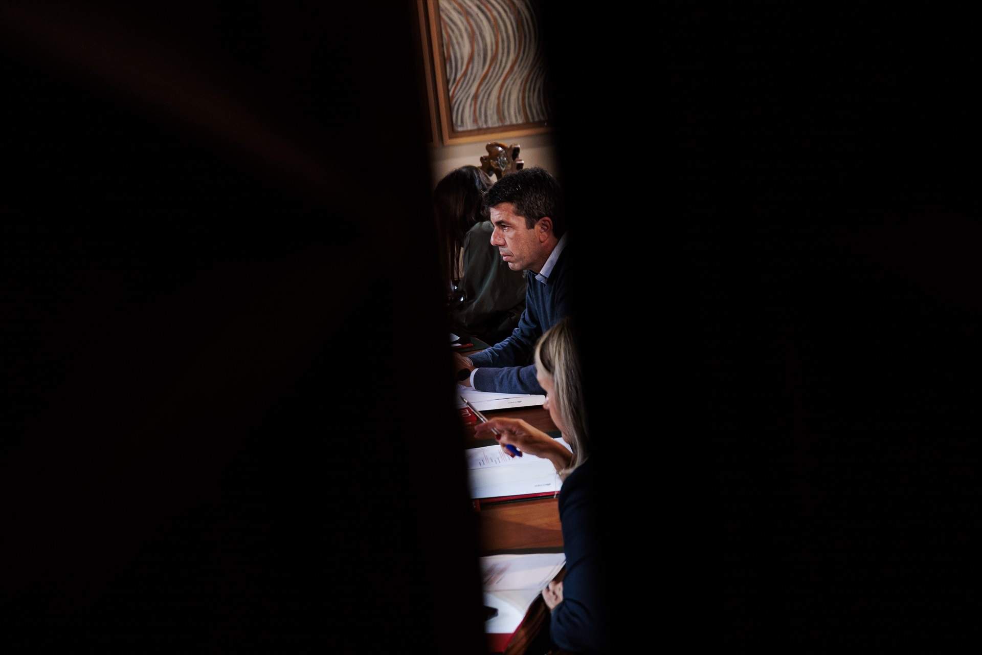 El PP abandona Carlos Mazón mentre s’acumulen les evidències d’actuació negligent amb la DANA
