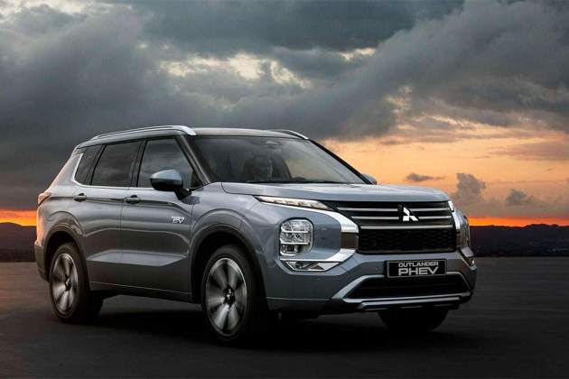 Mitsubishi Outlander PHEV 20252 Mitsubishi Outlander PHEV 20252