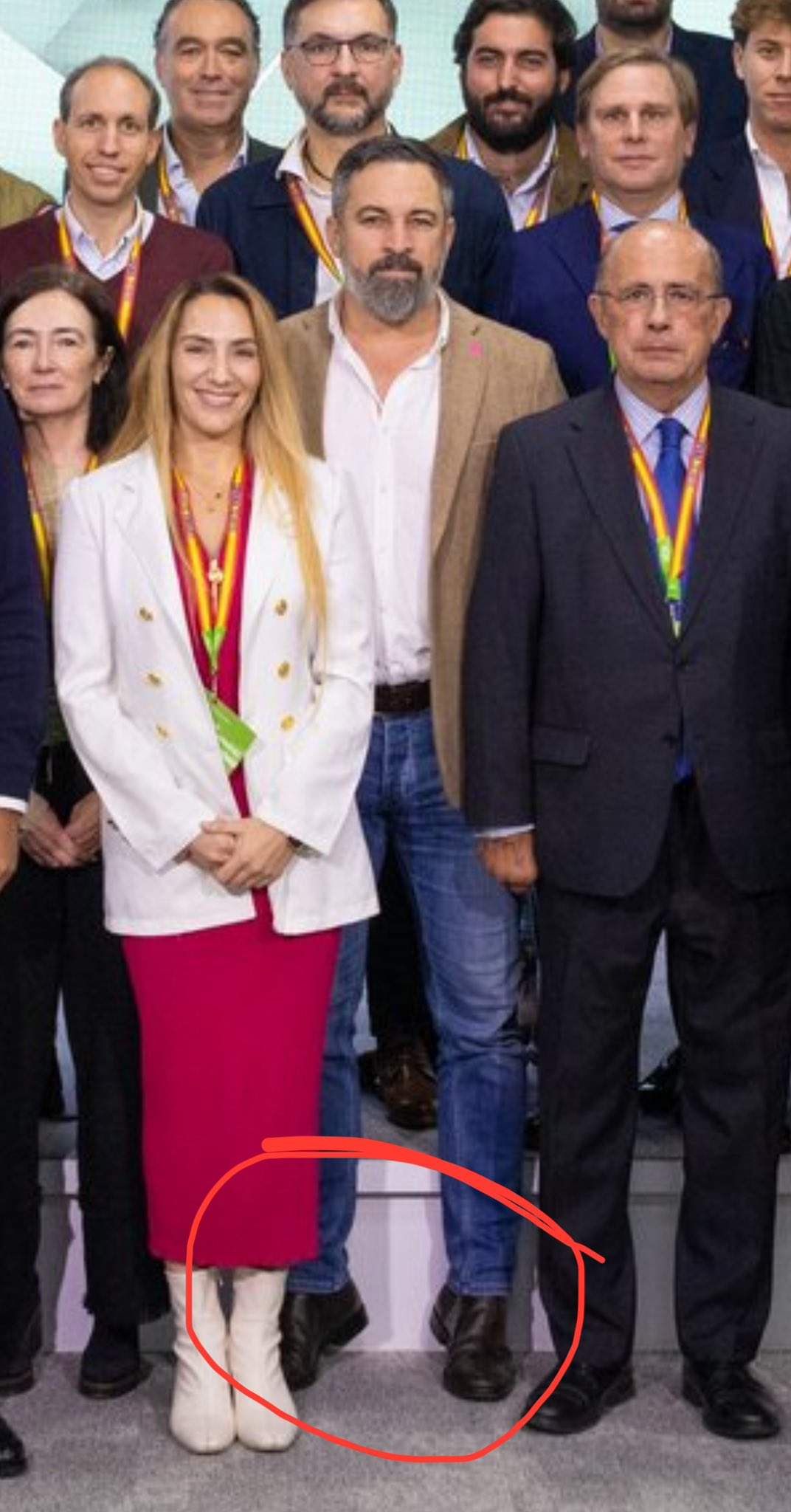 Abascal de puntillas