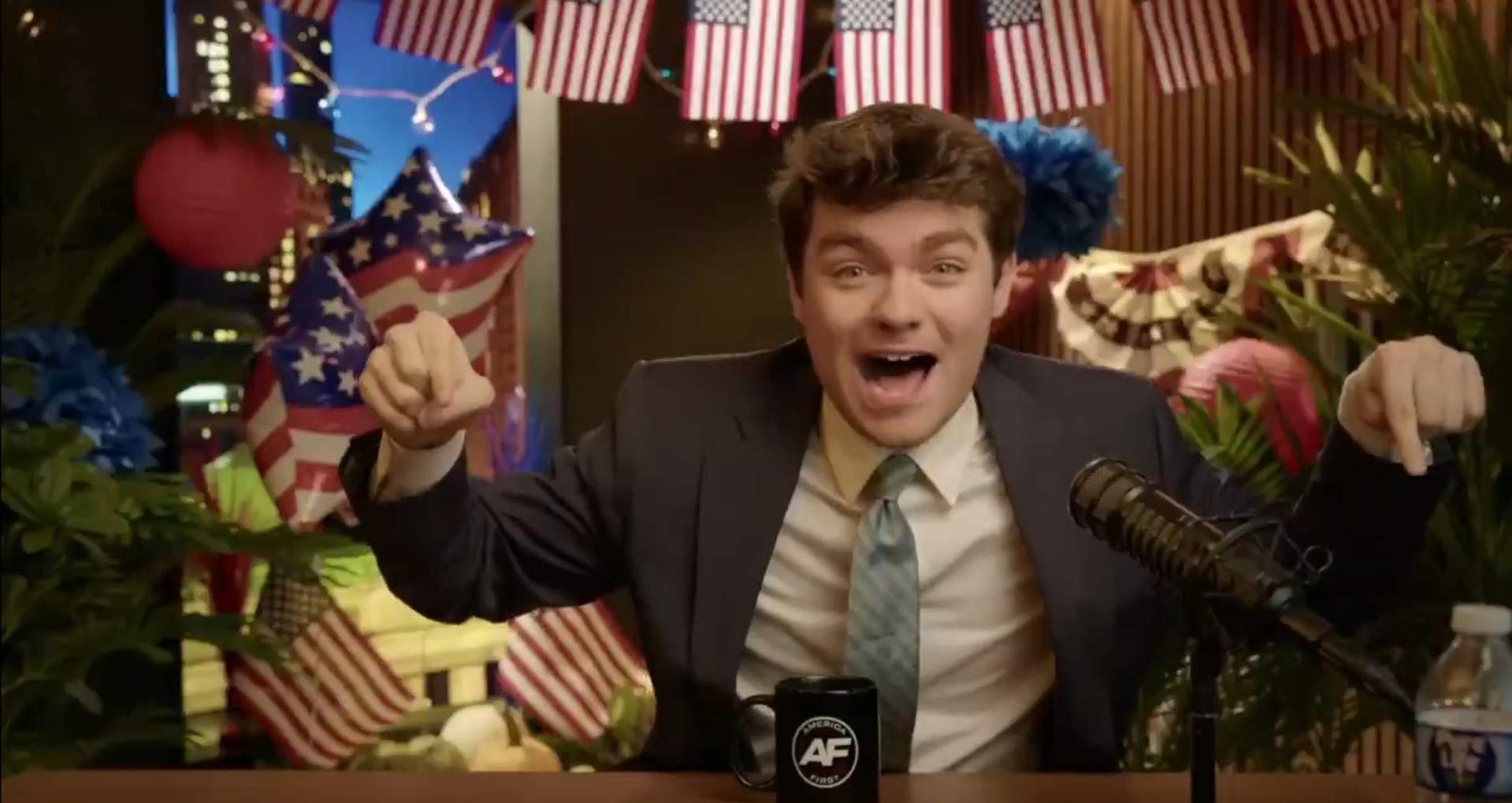 "Tu cuerpo, mi decisión": la celebración electoral de Nick Fuentes que atiza la misoginia en las redes