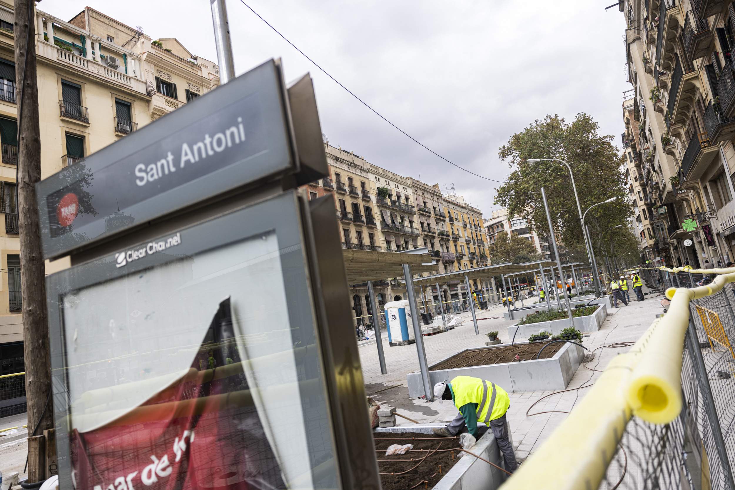 Entidades del Eixample y el Raval denuncian cambios en la remodelación de la ronda Sant Antoni