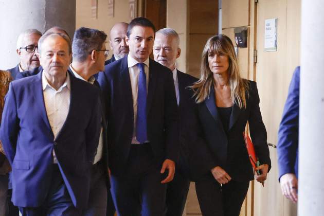 Begoña Gómez arribant a l'Assemblea de Madrid / EFE Begoña Gómez arribant a l'Assemblea de Madrid / EFE