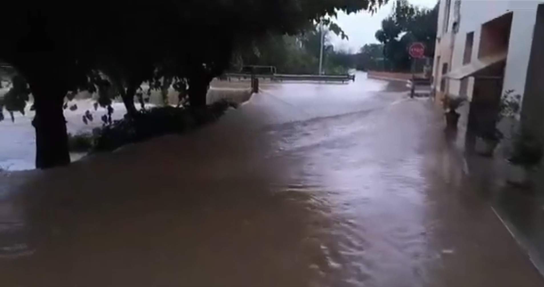El temporal deixa al Montsià i al Baix Ebre imatges espectaculars del pas de la DANA per Catalunya