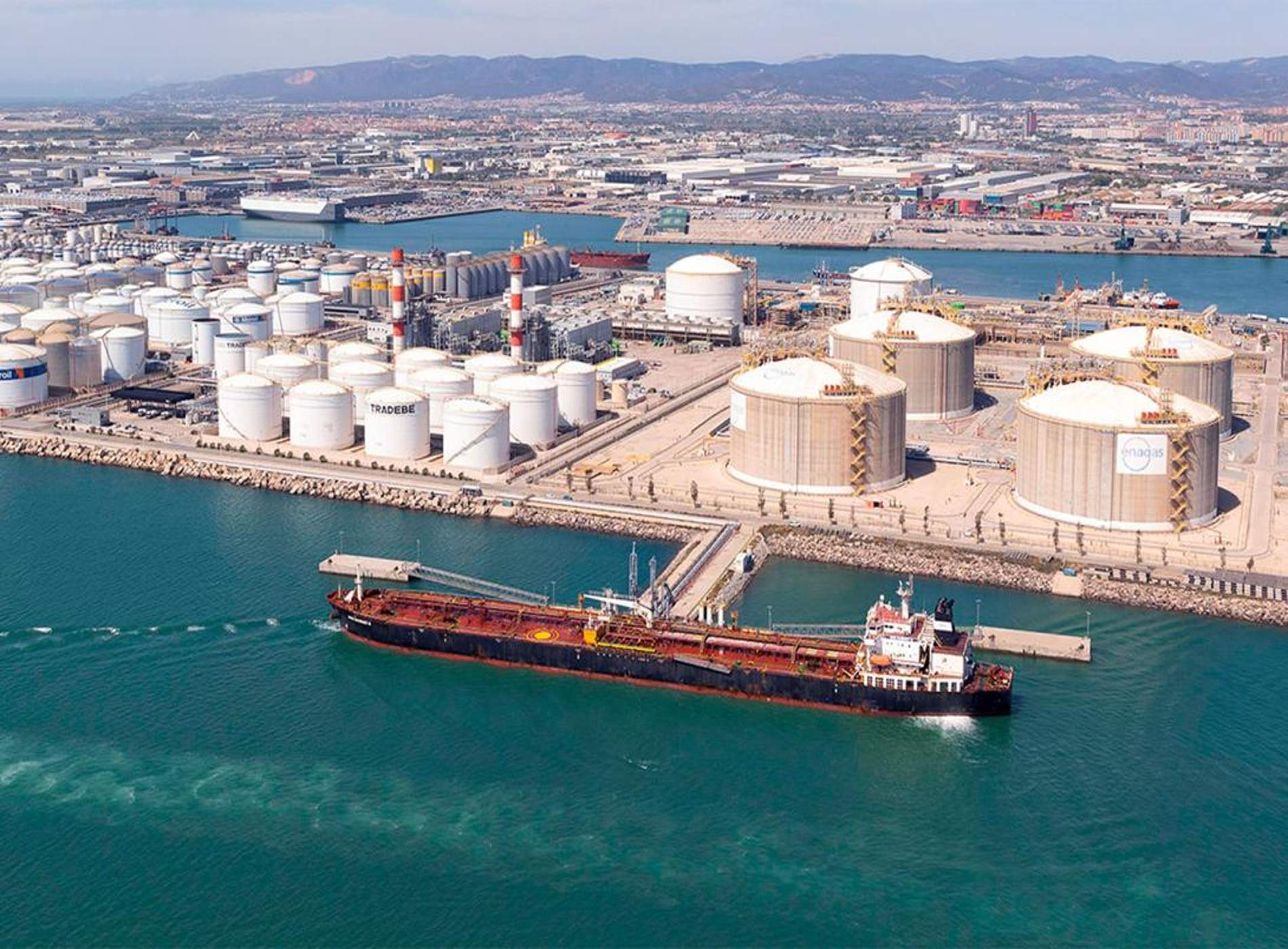 El tráfico total del Port de Barcelona ha superado los 53 millones de toneladas entre enero y septiembre