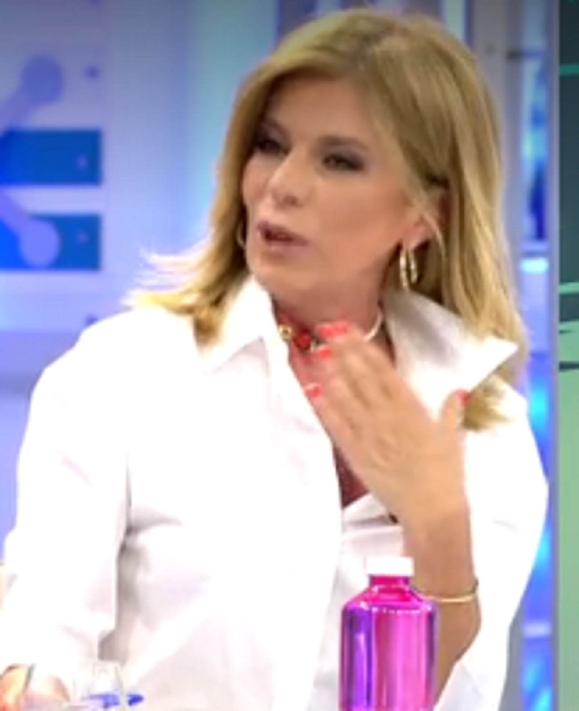 La contundent plantofada d'Esther Palomera a Albert Rivera en plena entrevista