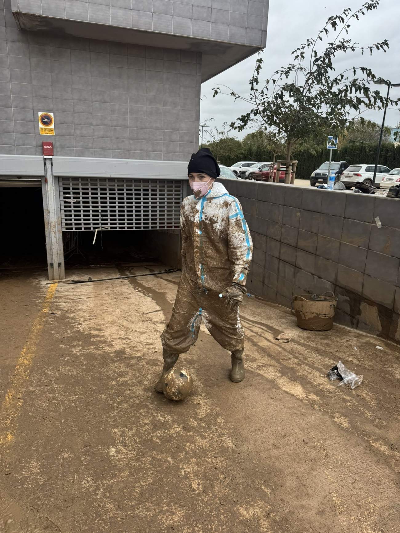 La llamada de una exjugadora del Barça para recuperar sus trofeos destrozados por la DANA de València