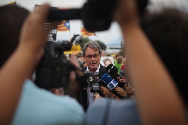 mas lledoners atenen mitjans Carles Palacio mas lledoners atenen mitjans Carles Palacio