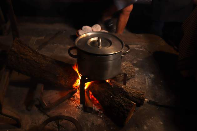 Olla menjar foc a terra Casa Roca Olla menjar foc a terra Casa Roca