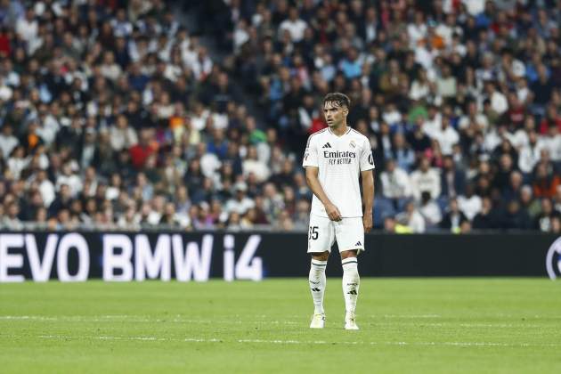Raul Asencio, disputando un partido con el Real Madrid / Foto: EFE Raul Asencio, disputando un partido con el Real Madrid / Foto: EFE