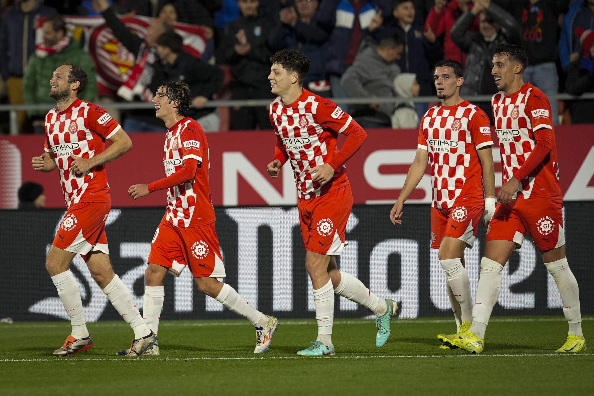 El Girona, de nuevo amenazado: la Premier League se quiere llevar una pieza clave por 30 millones de euros
