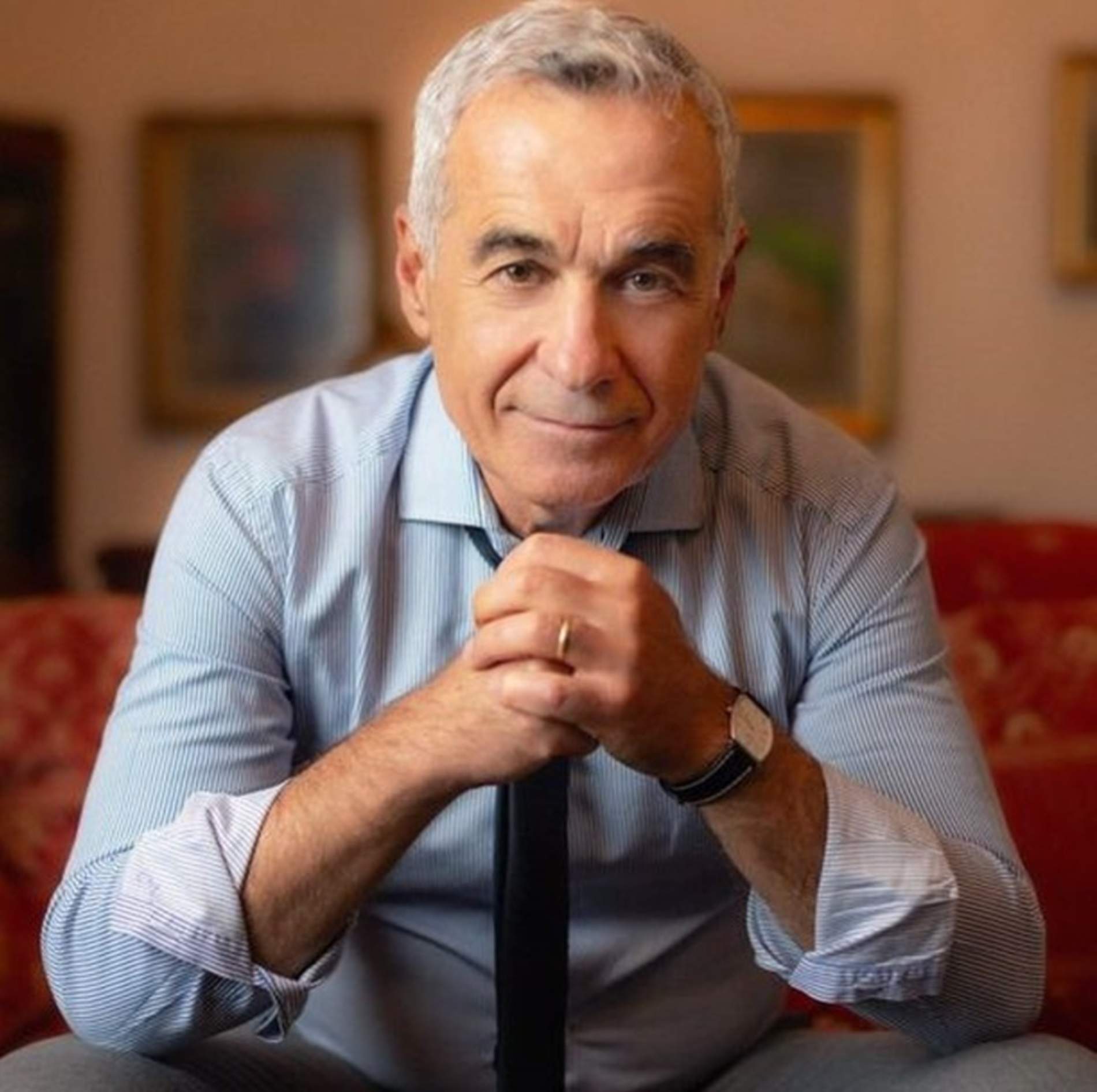 El candidat ultra prorús guanya per sorpresa la primera volta de les eleccions a Romania