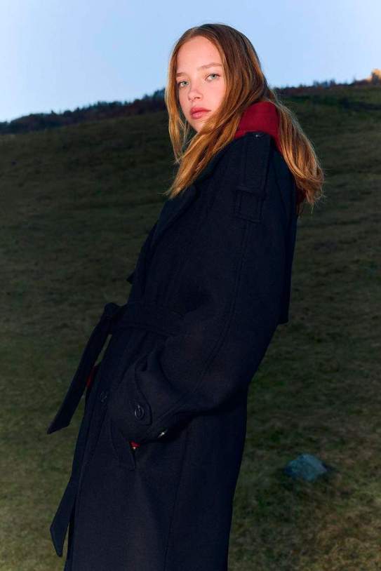 Abrigo trench con lana oversize1 Abrigo trench con lana oversize1