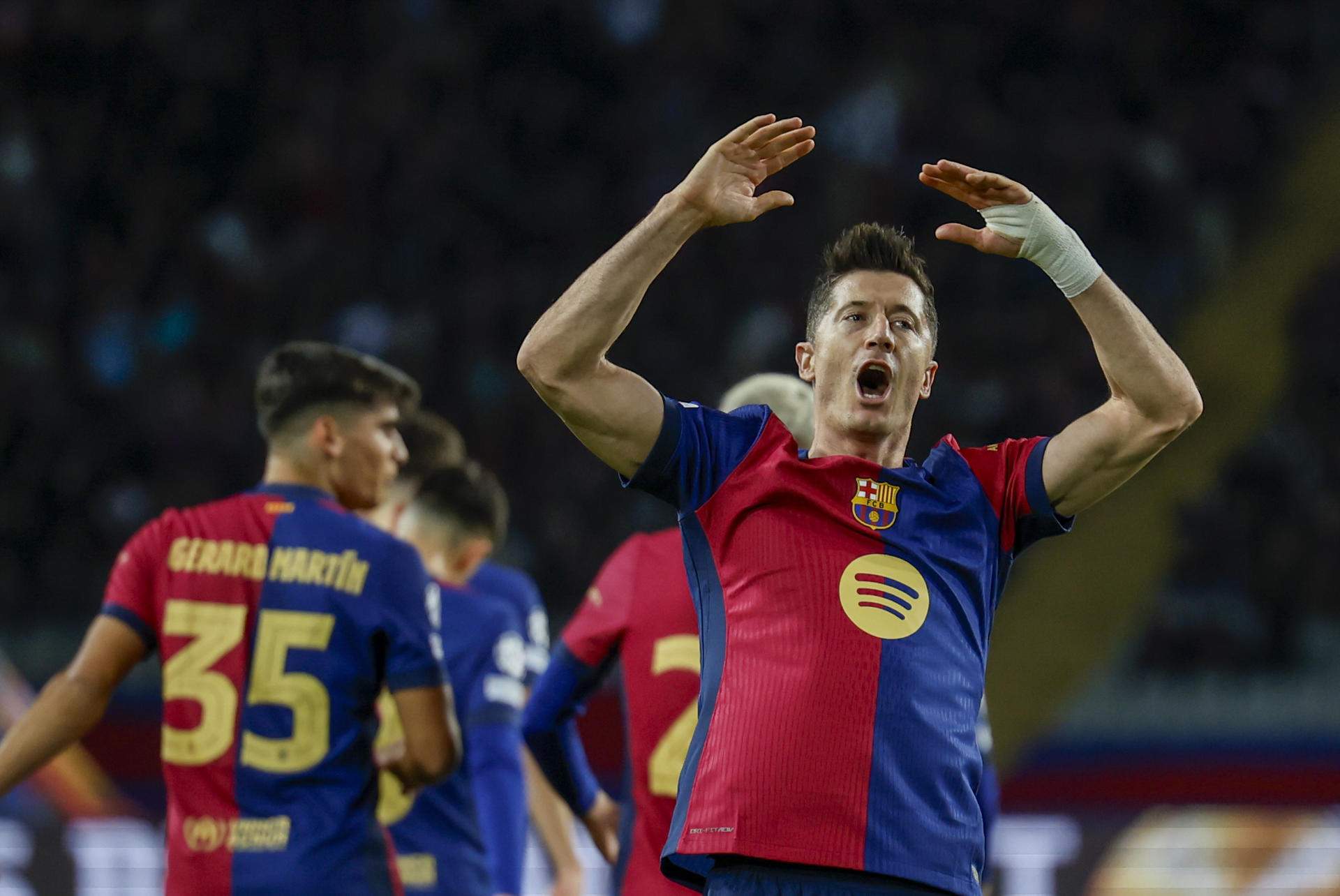 Lewandowski accelera el fitxatge i Laporta té nou galàctic per a Flick