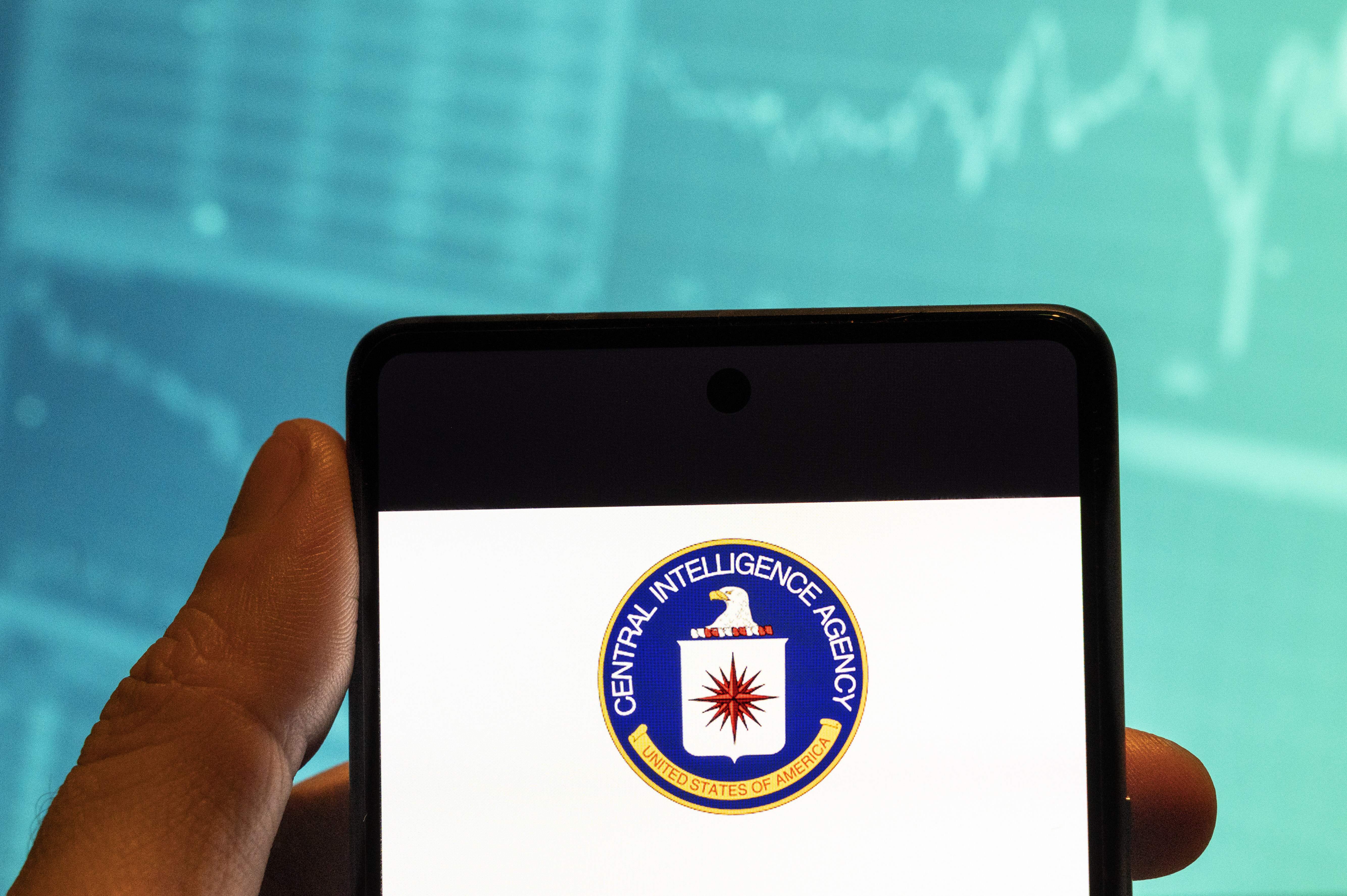 El retorno de Trump: ¿qué hará la CIA con su programa para reclutar rusos?