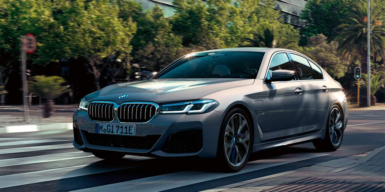 El comparen amb el BMW Sèrie 5, però és més barat, més elegant i tremendament sofisticat
