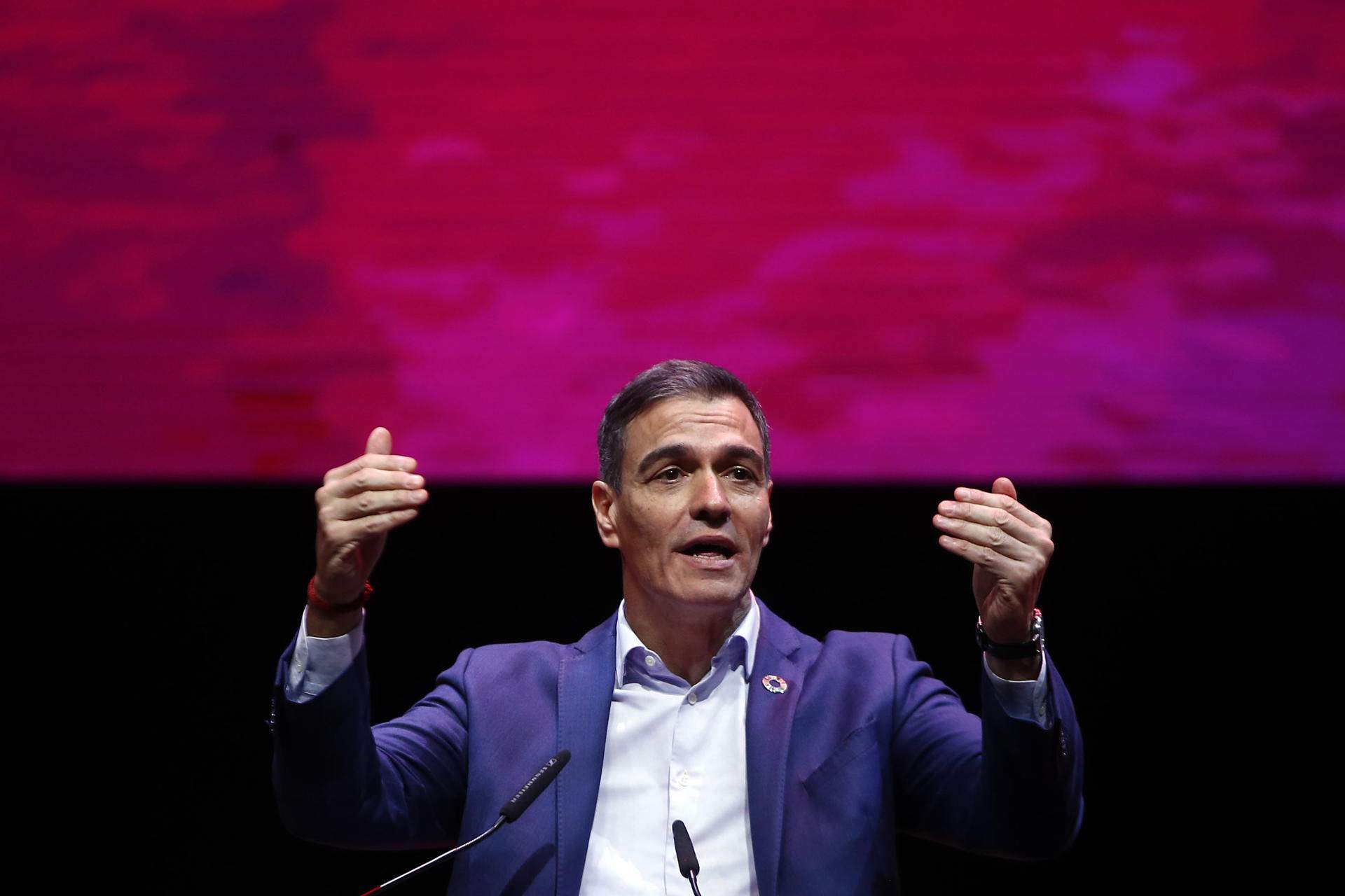 Creus que Sánchez caurà per algun cas judicial al voltant del PSOE?