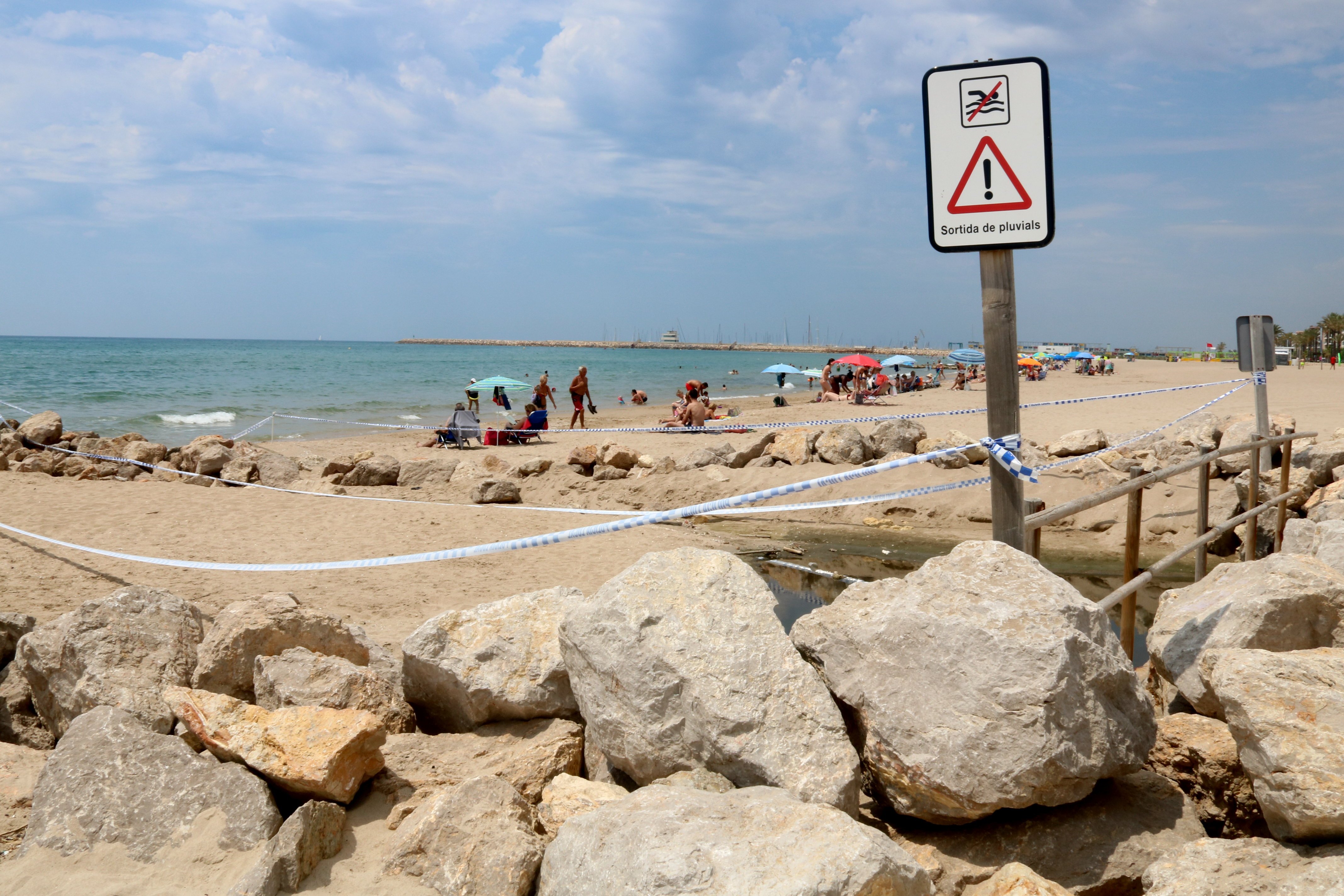 Una dona de 68 anys mor ofegada a la platja de Calafell