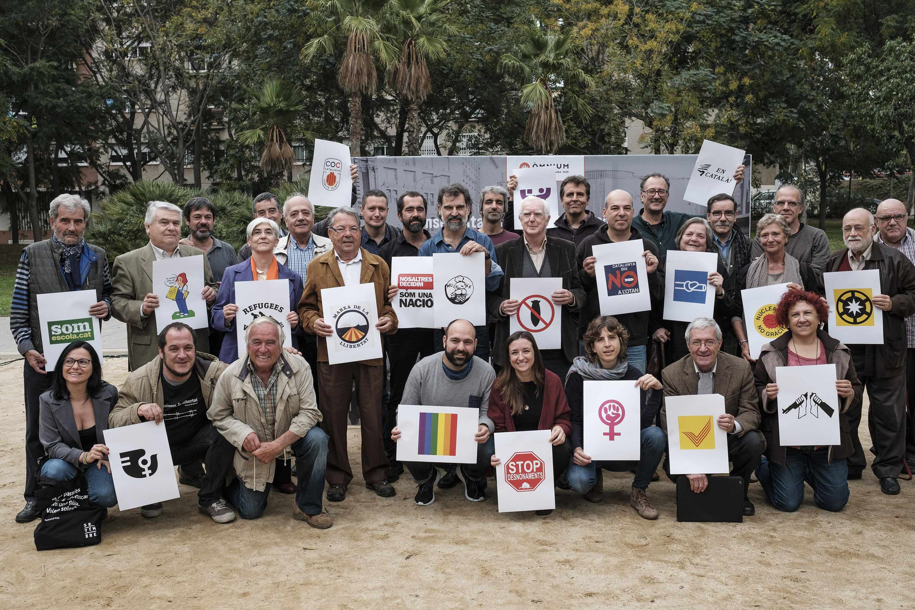 "Lluites compartides": Òmnium reivindica las luchas sociales