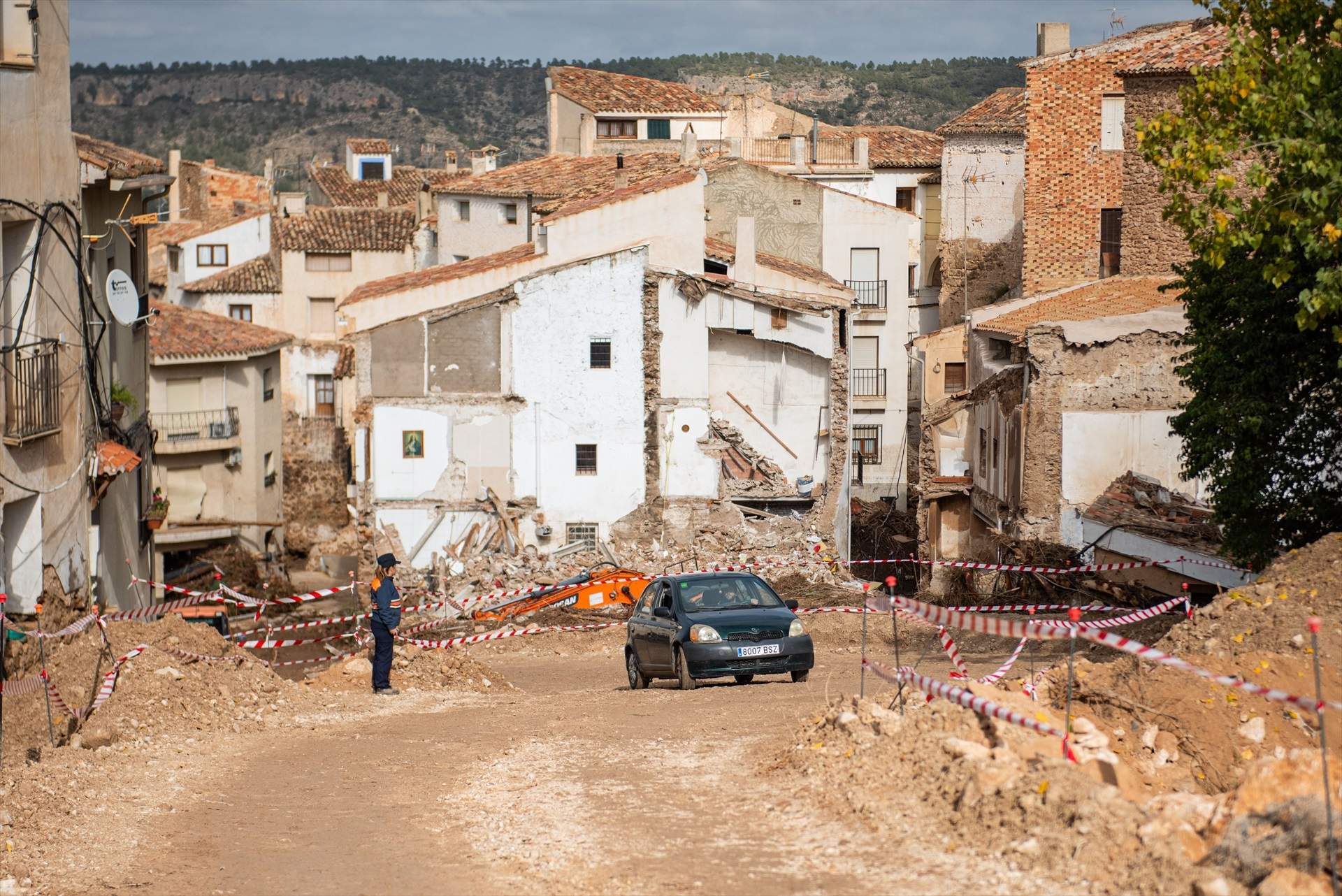 Letur, el gran oblidat de la DANA, encara plora els seus sis morts i manté tancat el centre històric