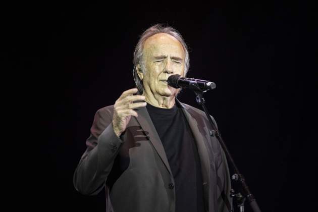 20241129 CONCERT BARCELONA AMB VALENCIA JOAN MANEL SERRAT 005 MONTSE GIRALT 20241129 CONCERT BARCELONA AMB VALENCIA JOAN MANEL SERRAT 005 MONTSE GIRALT