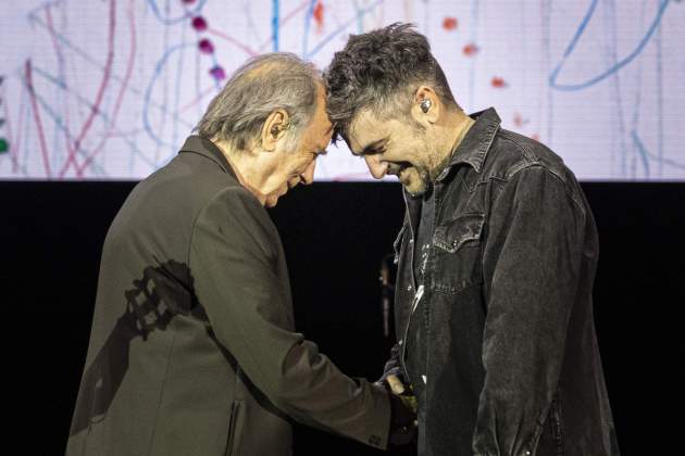 20241129 CONCERT BARCELONA AMB VALENCIA ESTOPA JOAN MANEL SERRAT JUDIT NEDDERMAN 042 20241129 CONCERT BARCELONA AMB VALENCIA ESTOPA JOAN MANEL SERRAT JUDIT NEDDERMAN 042
