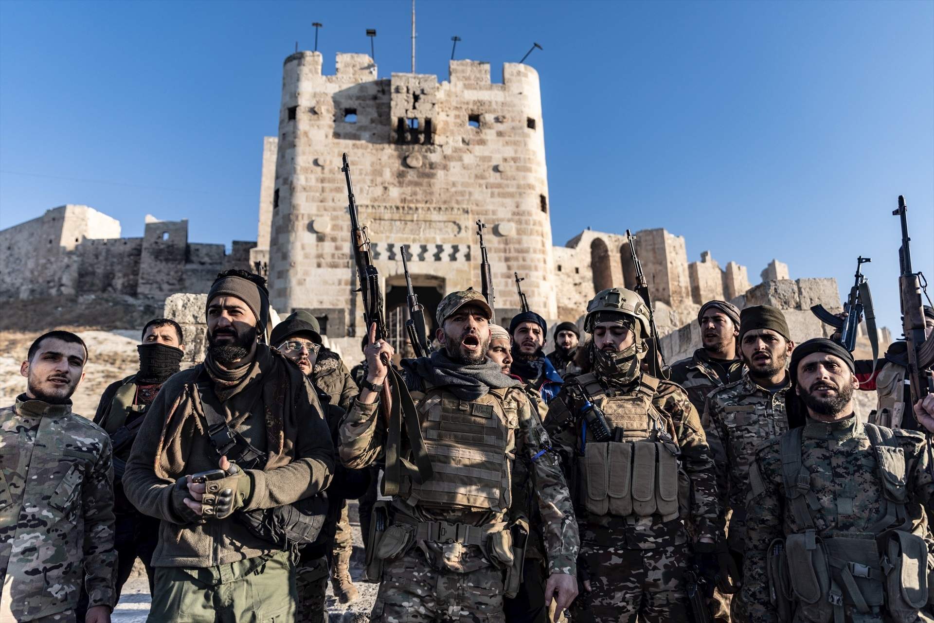 L'exèrcit sirià es retira d'Alep enfront dels atacs dels rebels islamistes