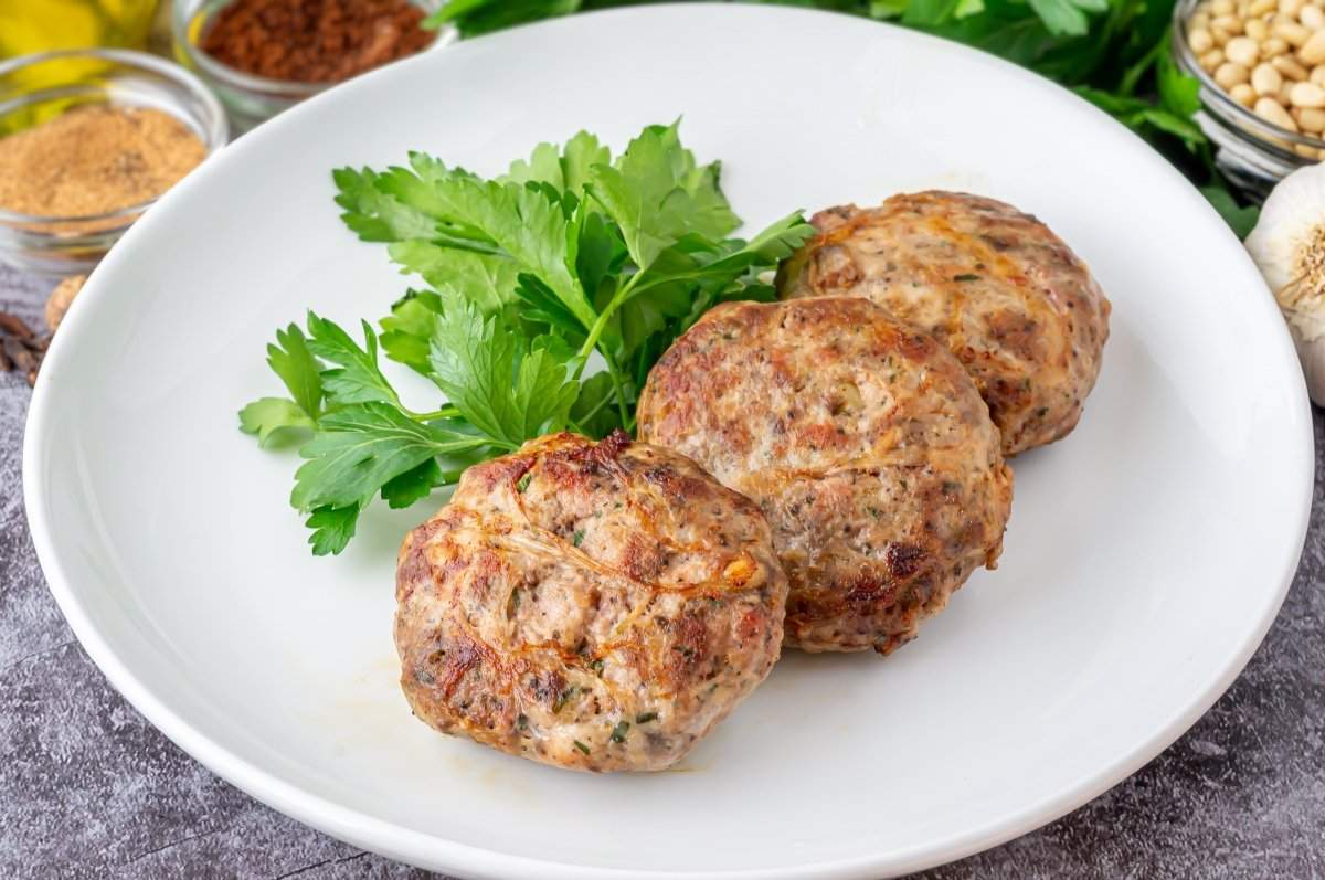 No es hamburguesa: este es el figatell del País Valencià que cada vez tiene más adeptos