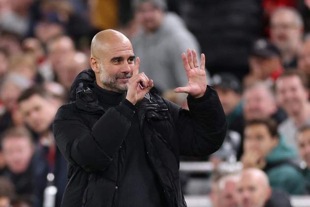 Pep Guardiola seis Premiers Anfield / Foto: EFE Pep Guardiola seis Premiers Anfield / Foto: EFE
