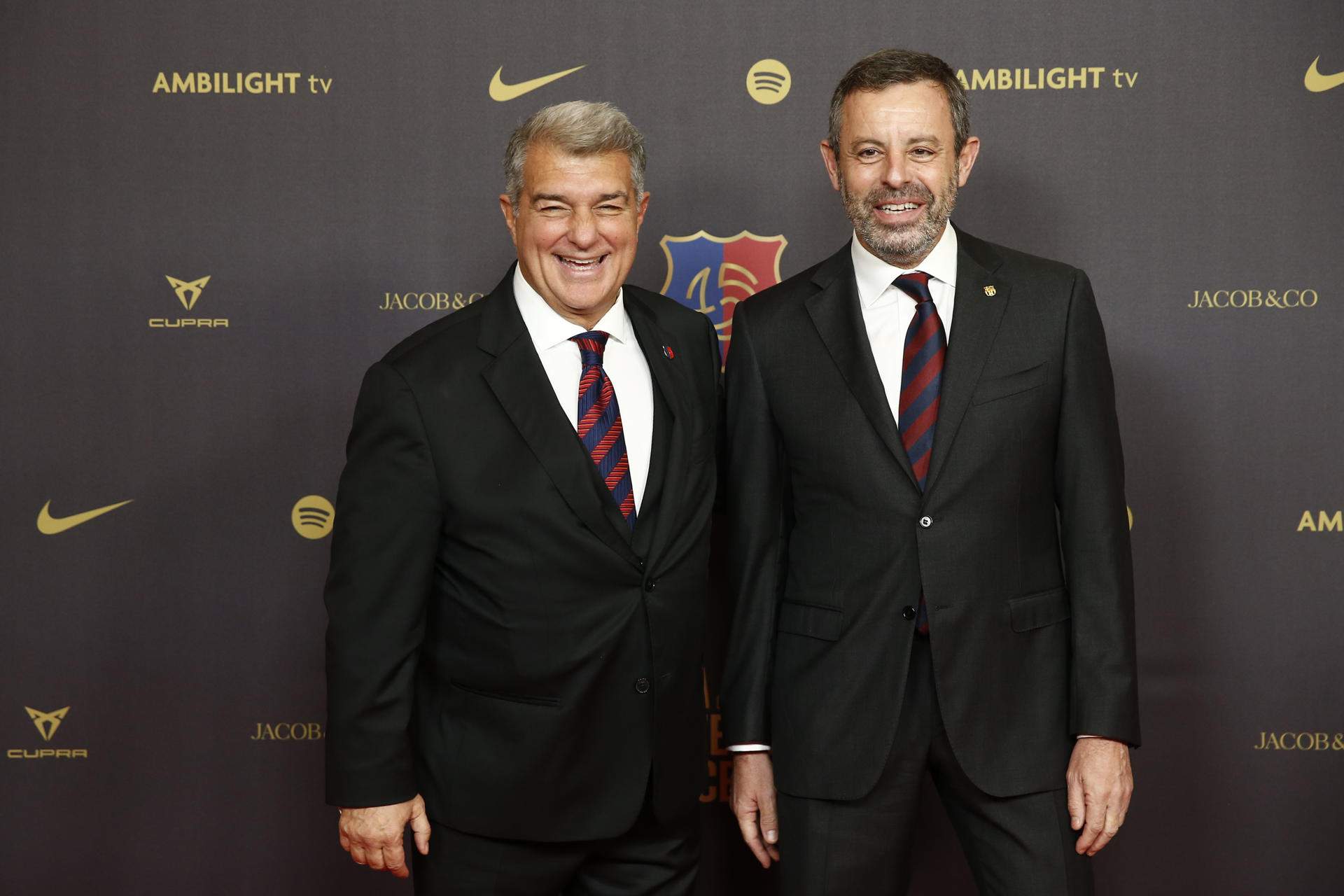 Joan Laporta lo ofrece en 2 operaciones clave para el Barça