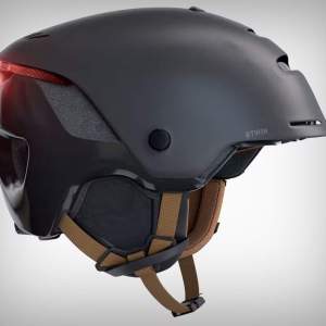 Casco con iluminación LED