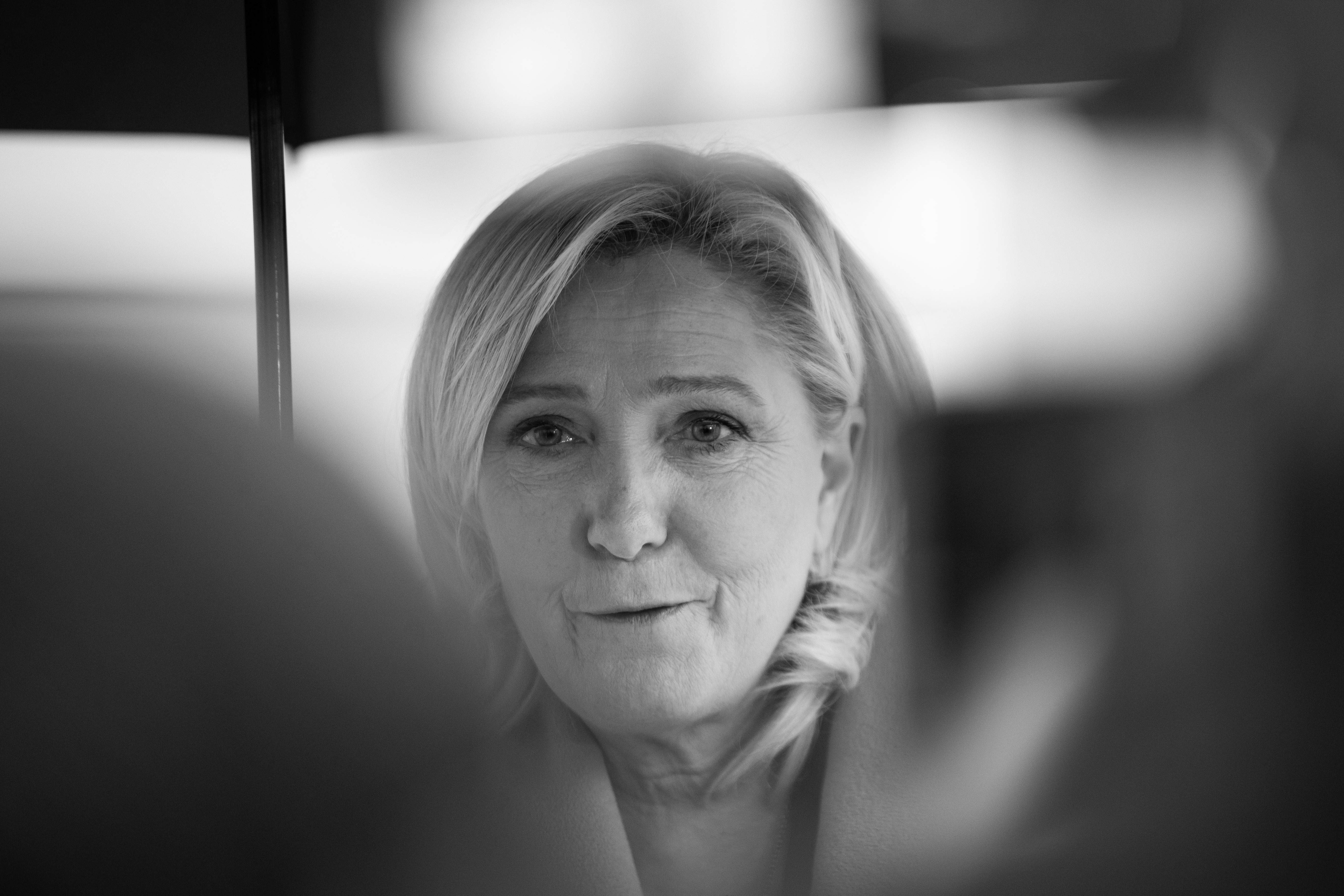 Portades manipuladores: a França ho fa Le Pen (i a Espanya Teresa Ribera?)