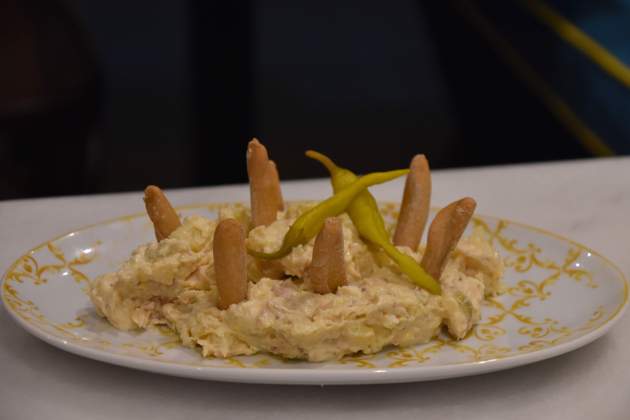 Ensaladilla rusa en la Bodega Garum / Foto: Jordi Tubella Ensaladilla rusa en la Bodega Garum / Foto: Jordi Tubella