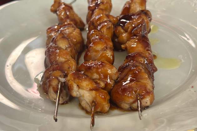 Lechales teriyaki – Gala Bar – Rosa Molinero Trias Lechales teriyaki – Gala Bar – Rosa Molinero Trias