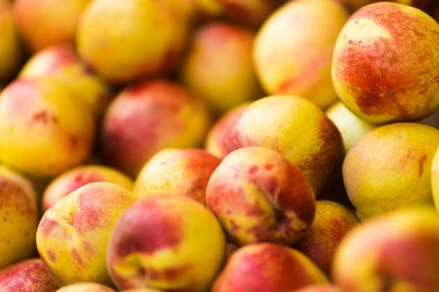 Les nectarines també són també de les quals|que més químics contenen / Foto: Unsplash Les nectarines també són també de les quals|que més químics contenen / Foto: Unsplash