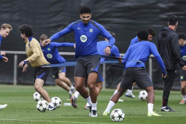 Ronald Araujo entrenamiento Ronald Araujo entrenamiento