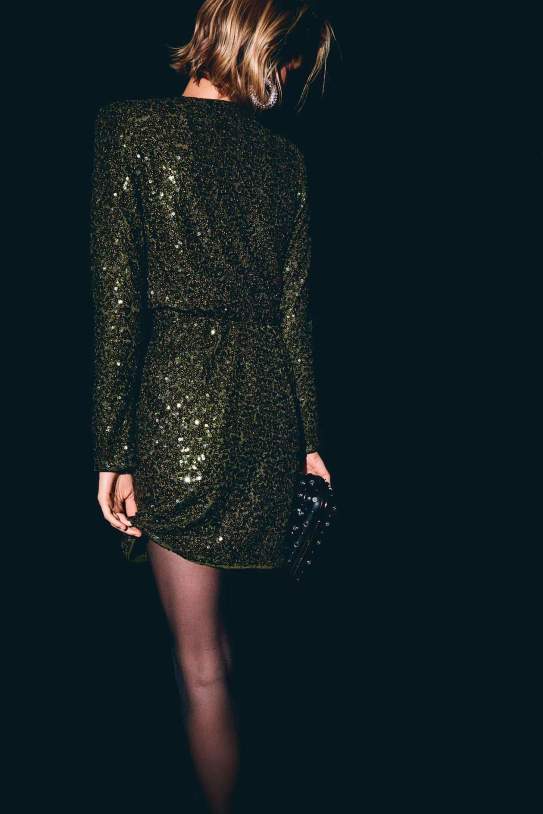 Vestido cruzado de lentejuelas