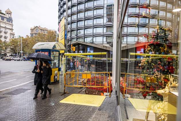 Carrer Urgell, Barcelona, obres perllongament L8 FGC / Montse Giralt Carrer Urgell, Barcelona, obres perllongament L8 FGC / Montse Giralt