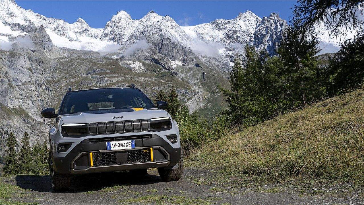 Jeep canta 'bingo' amb el tot terreny que no sembla un tot terreny i té consum d'encenedor