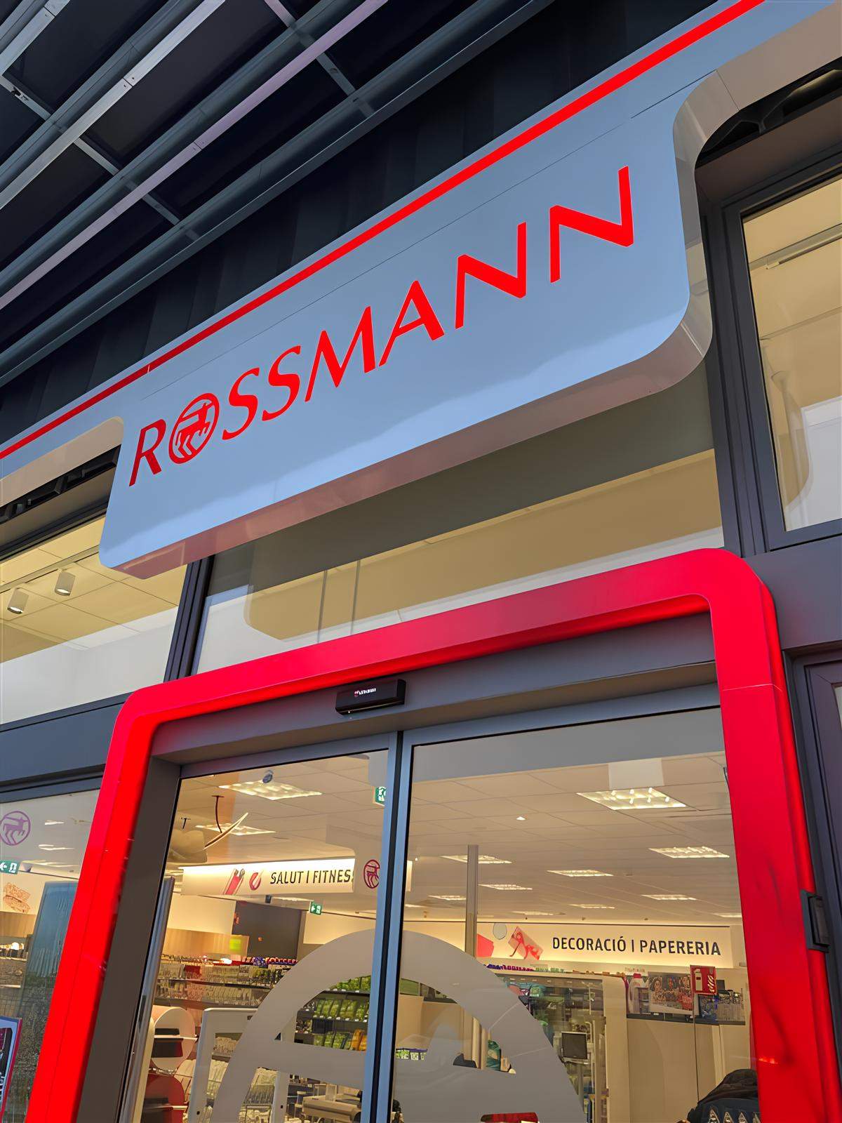La multinacional alemana Rossmann llega a Vic y consolida su apuesta por Catalunya