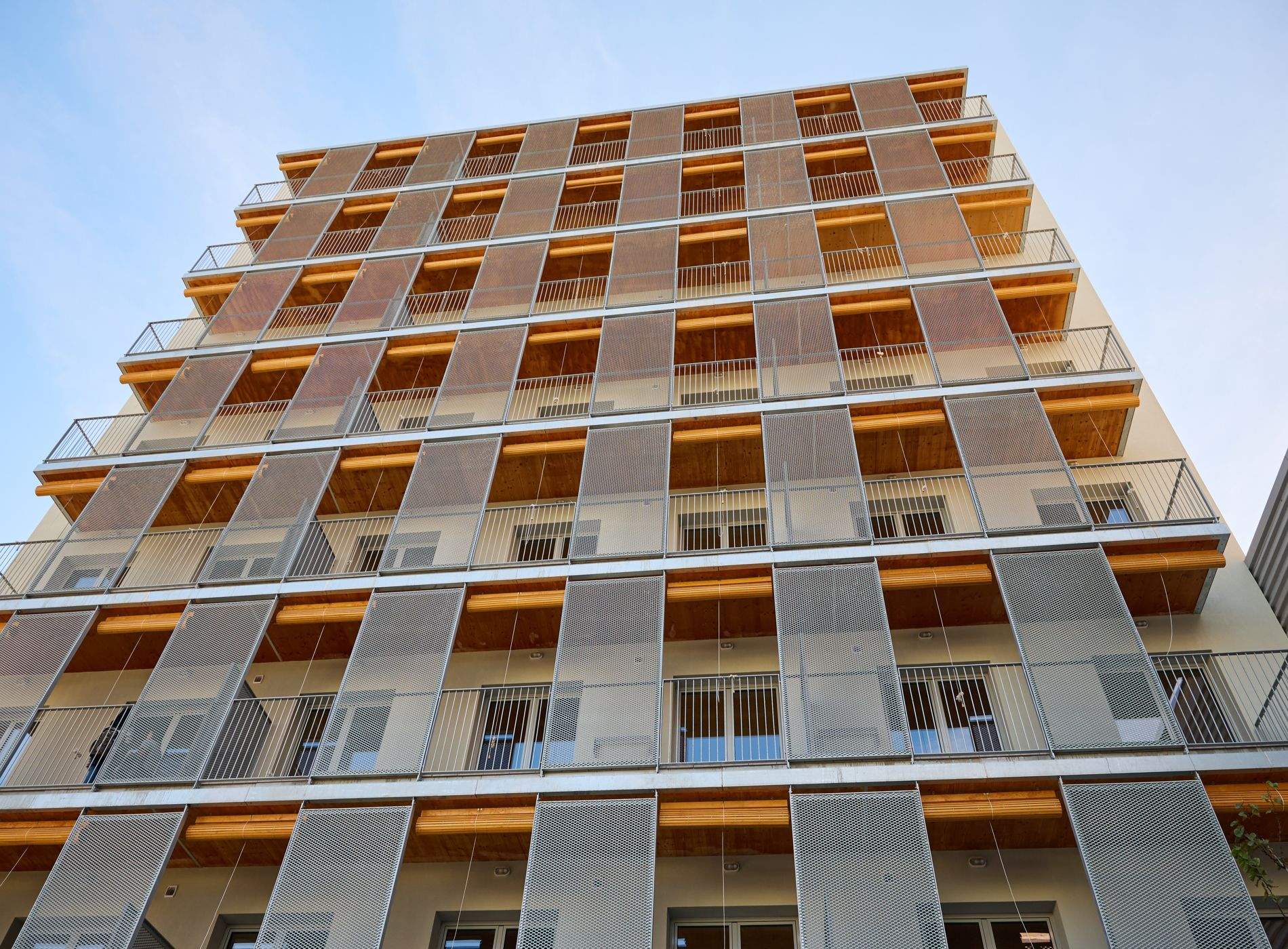 Barcelona construeix més habitatge social i més ràpid