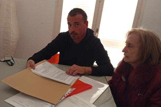 La Conxita amb el seu fill Jordi La Conxita amb el seu fill Jordi