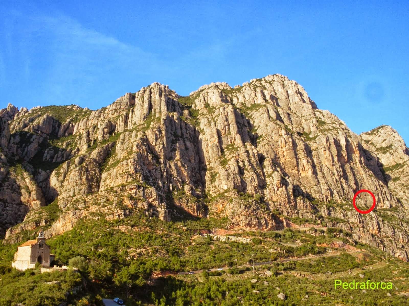 Así son las cuevas del Salitre de Collbató y su entorno, escenario de la trágica muerte de Isak Andic