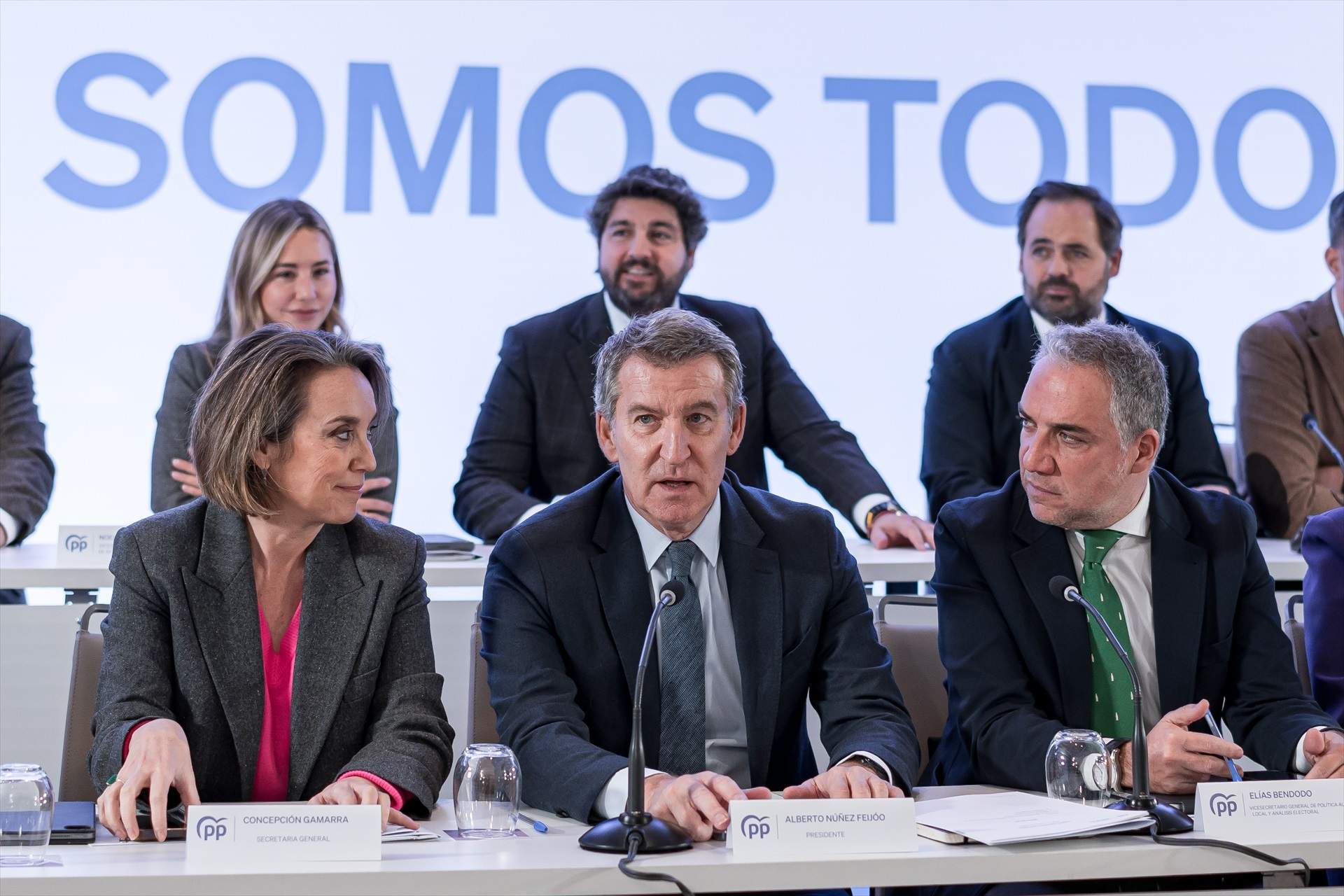 Feijóo acusa Sánchez de “deambular” a l’espera de Puigdemont, Junqueras i Aldama