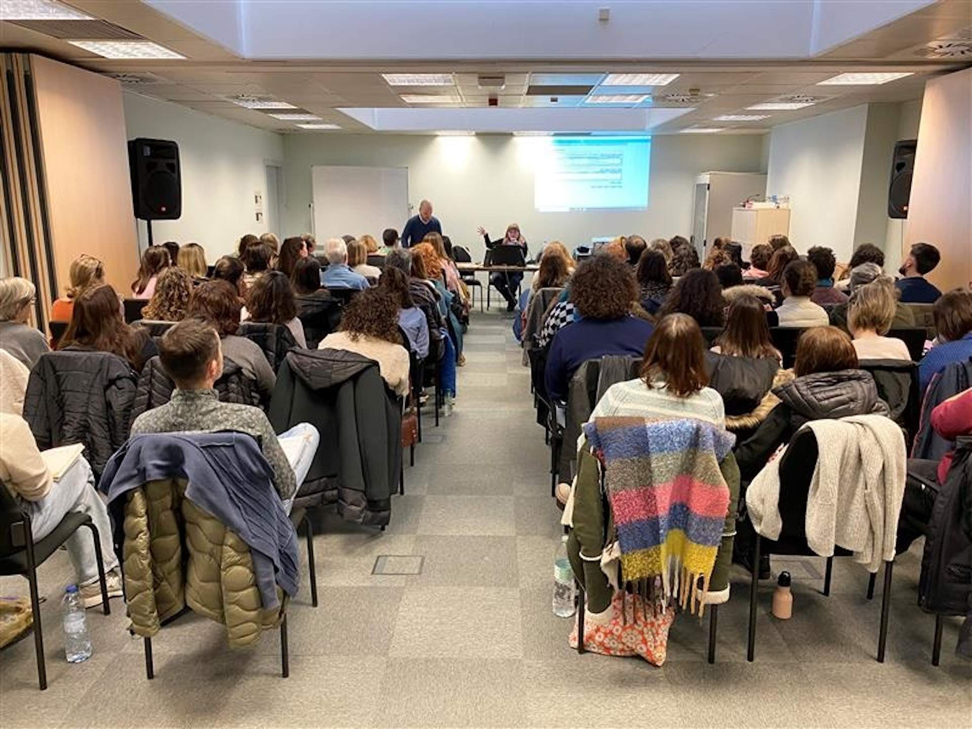 El Govern suma 225 nuevos orientadores para reforzar el Servei d'Ocupació de Catalunya