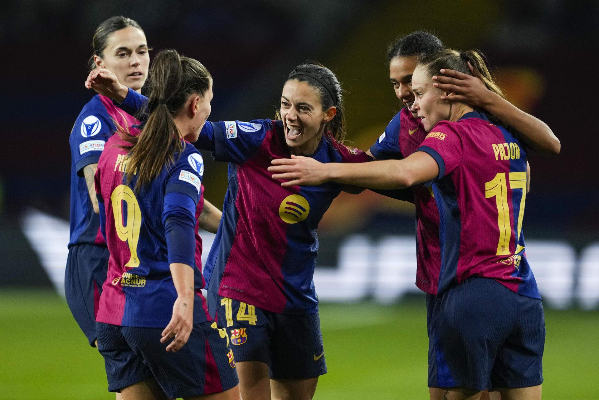 El Barça arrolla al Manchester City (3-0) y pasa como primero a los cuartos de la Champions femenina