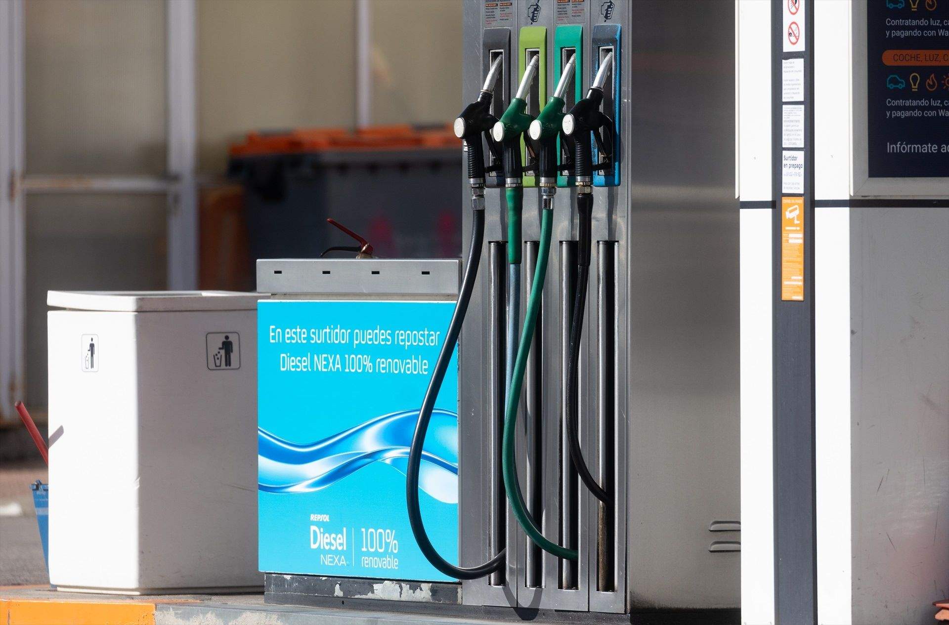 Mario Cozma, camionero: “Ahora me gasto 200 euros más cada vez que lleno el depósito de mi camión”