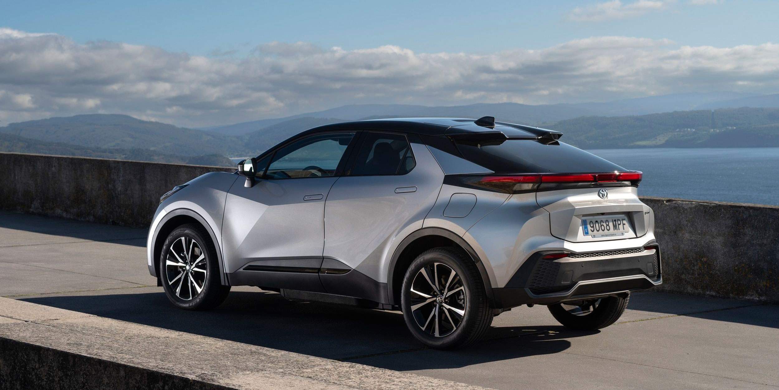 El SUV híbrid que desafia Toyota fa 200 km sense gastar una sola gota de combustible