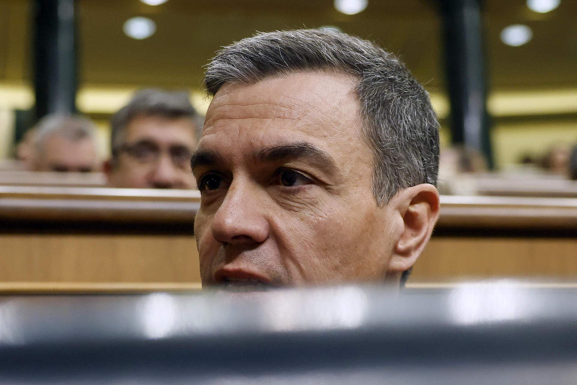 Sánchez recula i accepta tramitar la qüestió de confiança: Junts reprèn les negociacions amb el PSOE